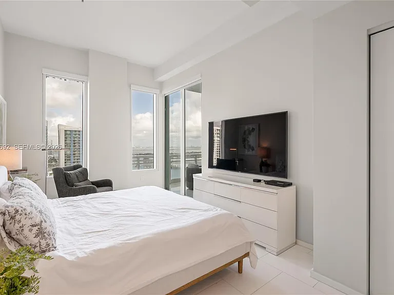900 Brickell Key Blvd #3002 — Photo 31