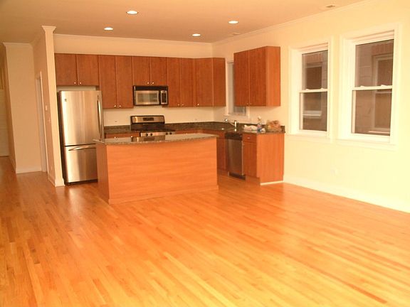 2nd image of 2134 N Natchez Ave APT 1N