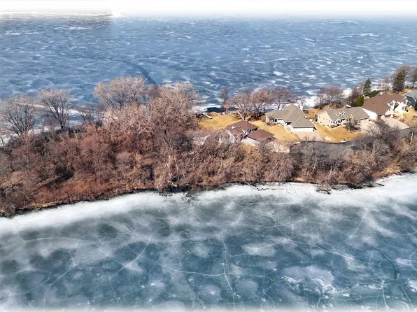 8623 Glacier Ln N, Maple Grove, MN 55369