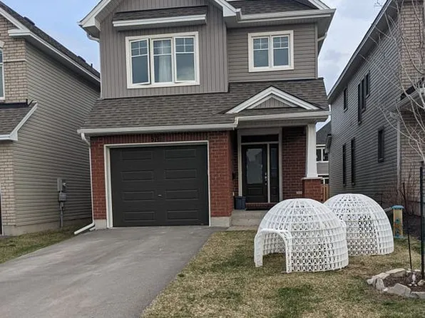 876 Stonewalk Dr, Kingston, ON K7K 0H2