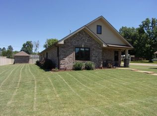10 Penny Ln, Paris, TN 38242