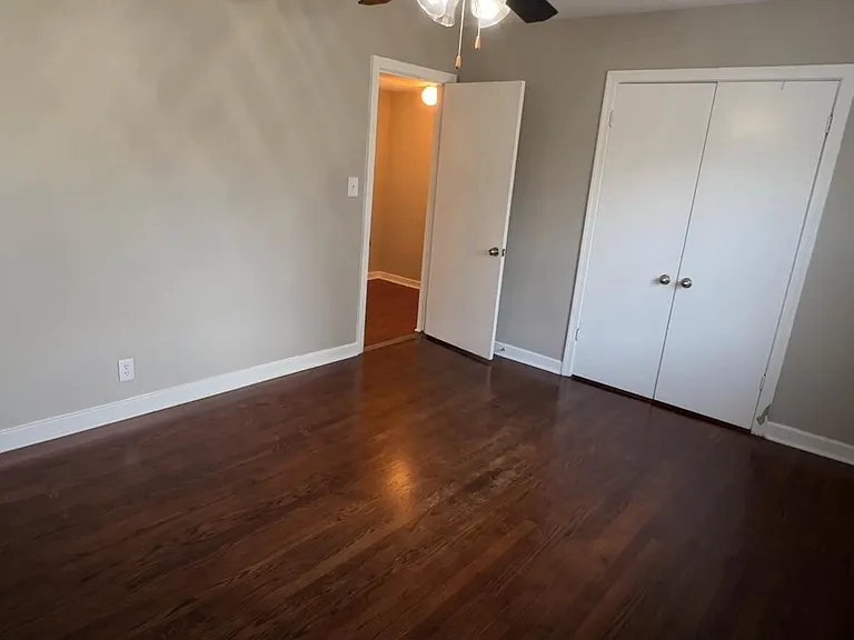 413 Shades Ave — Photo 17