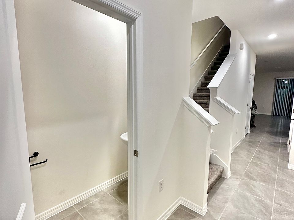 1st image of 637 Preston Cove Dr #229