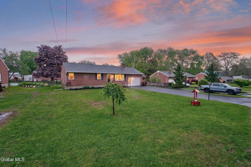 4th image of 104 Marjorie Drive