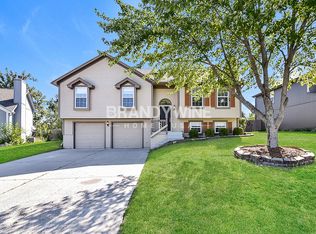 1113 NE Florence Ave, Lees Summit, MO 64086