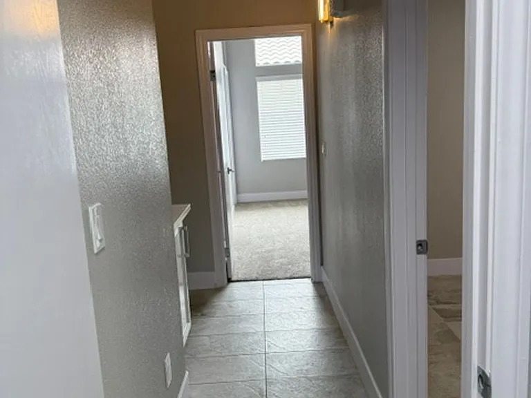 7873 Bridgefield Ln — Photo 46