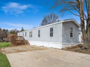 4100 Hampton Cir LOT 95, Des Moines, IA 50320