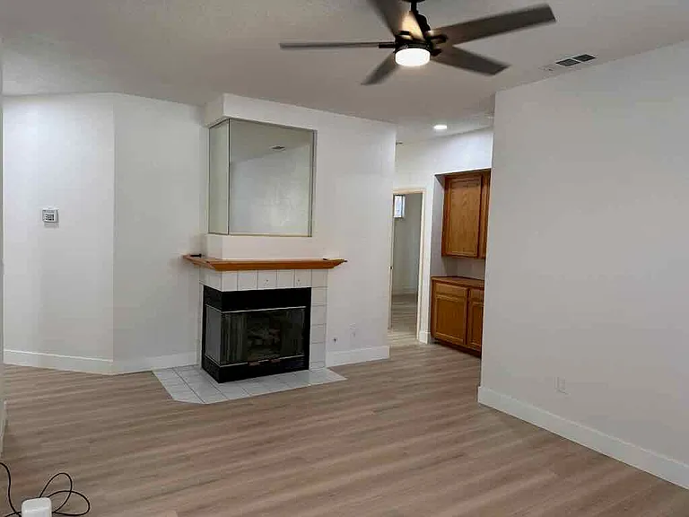5662 Murrell St — Photo 8