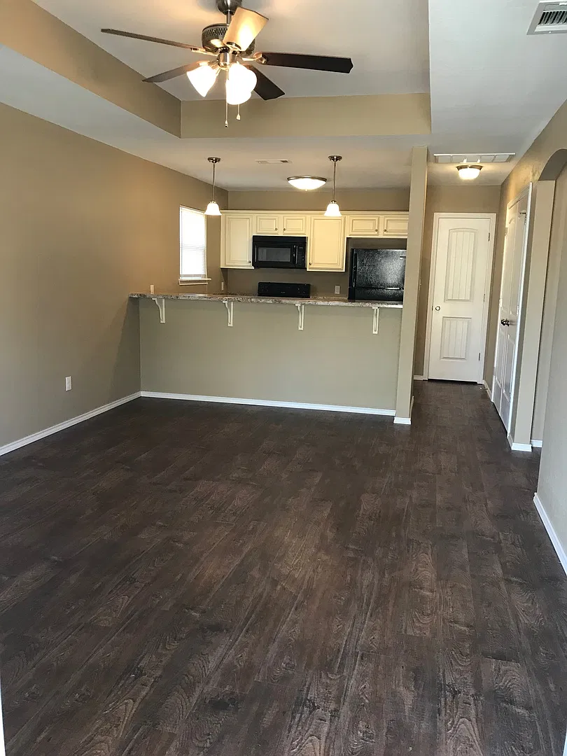 Soprano Court — Photo 2