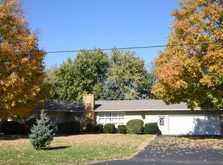 422 E Main St, Bradford, IL 61421