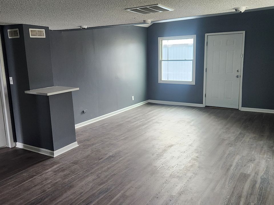 1st image of 360 Sawyer Ave