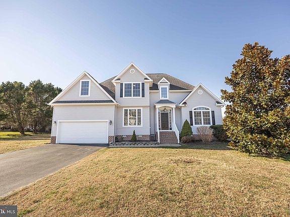 2nd image of 2606 Cambrook Dr