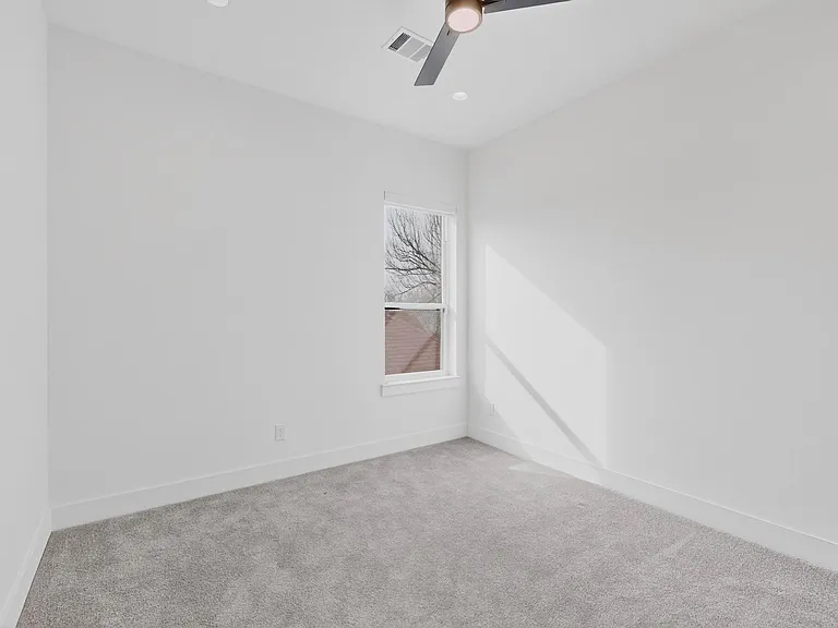 5308 Terry St — Photo 12