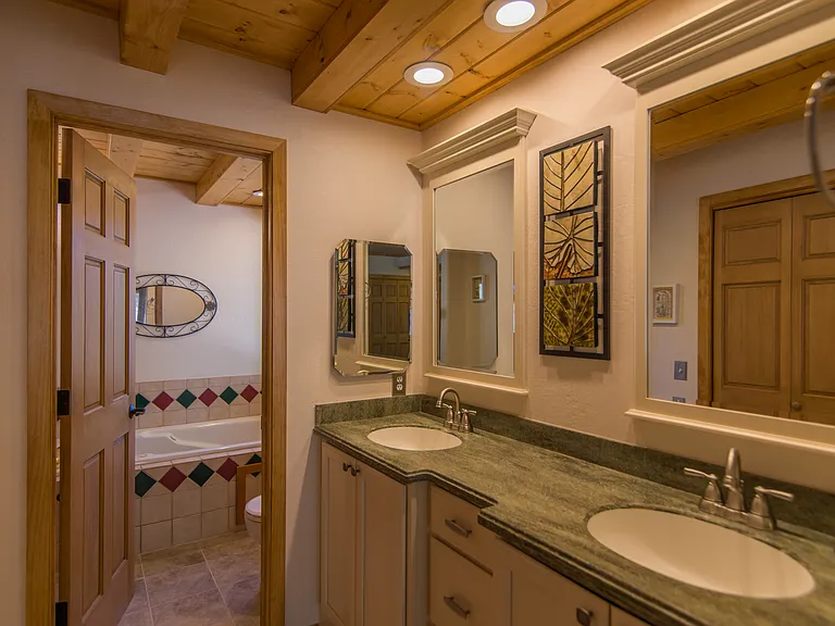 12139 Pine Forest Rd — Photo 15