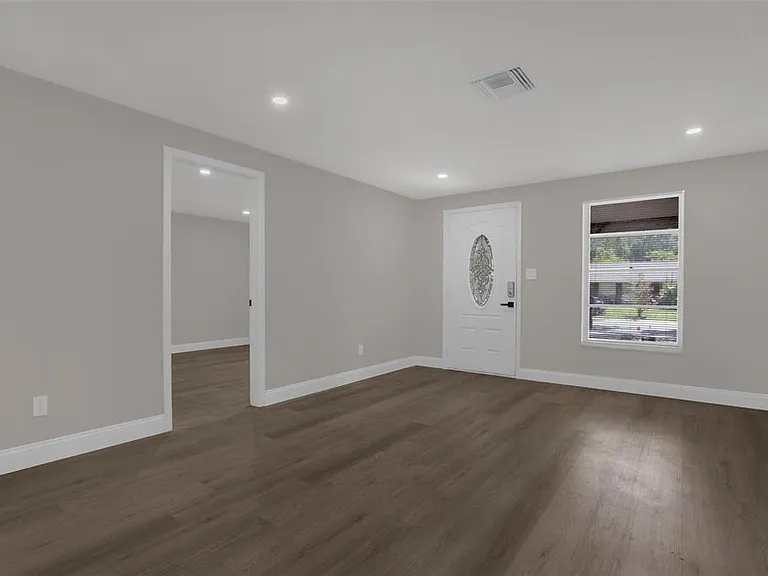 518 Lavon Dr — Photo 6