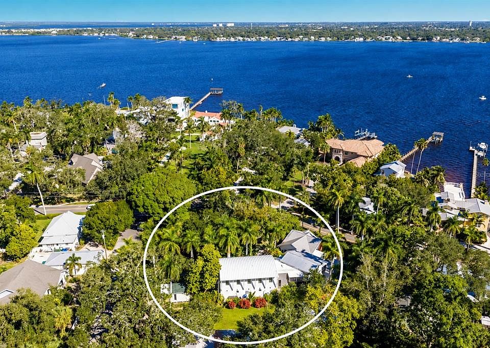 1st image of 2813 RIVERVIEW BOULEVARD