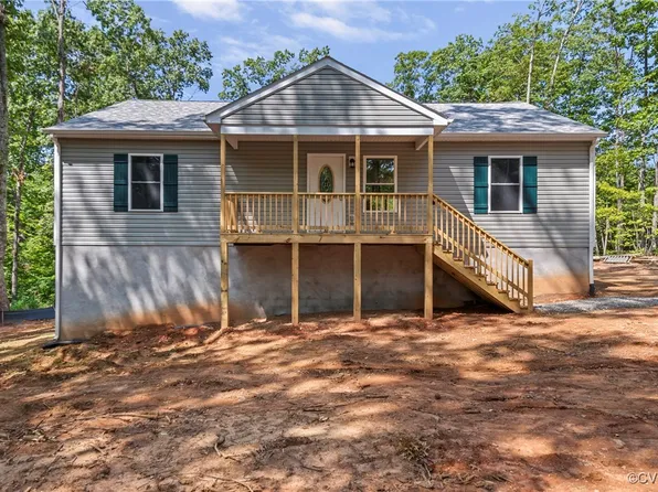 1019 Chestnut Ave, Mineral, VA 23117