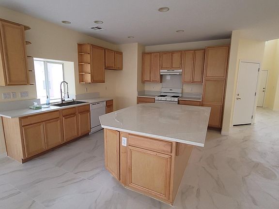 2nd image of 5972 Allanche Ave