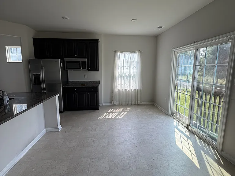 9518 Royal Tern Dr — Photo 6