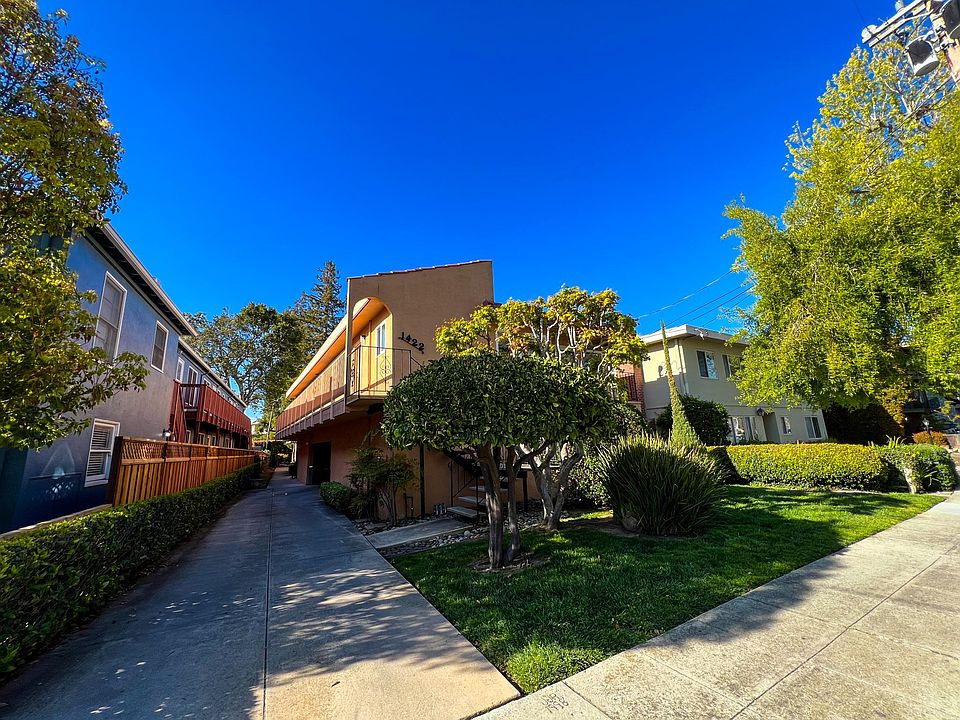 1st image of 1422 Floribunda Ave APT 1