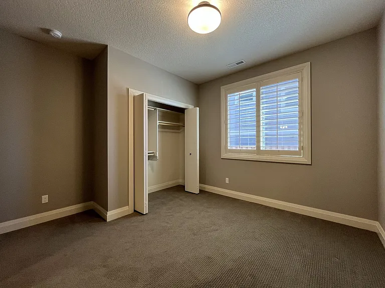 12100 SW 173rd Ter — Photo 25
