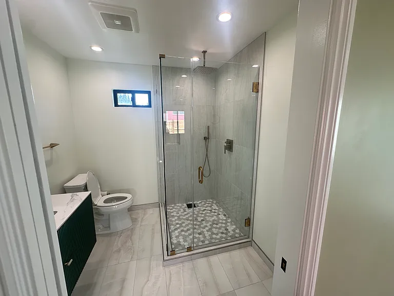 1259 Winchester Ave — Photo 16