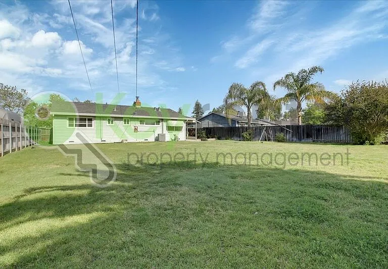 3124 Brophy Dr — Photo 32