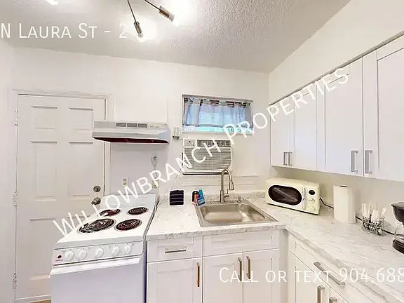 5th image of 1242 N Laura St #2