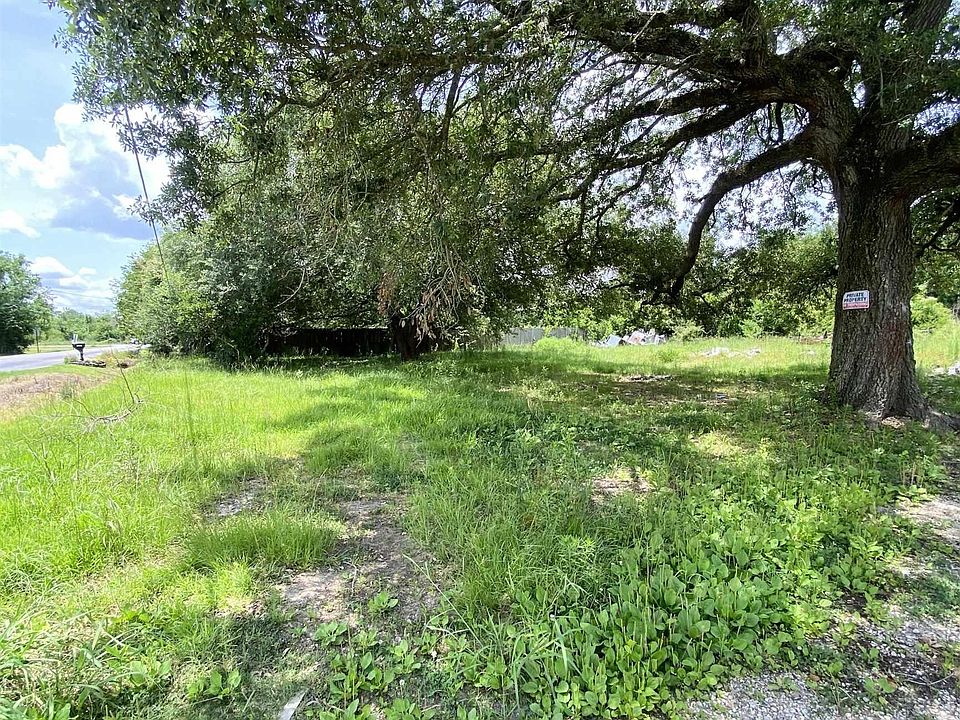 2nd image of 15041 Sweet Pecan Ave