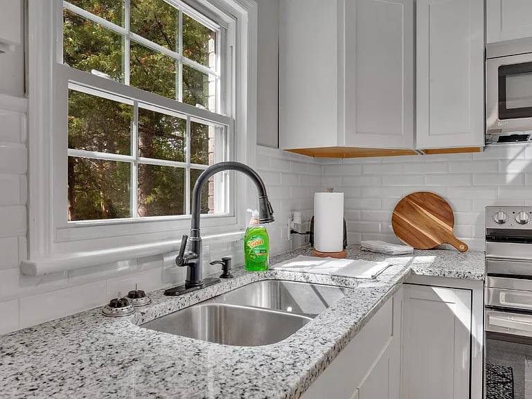 508 Deese St #5 — Photo 10