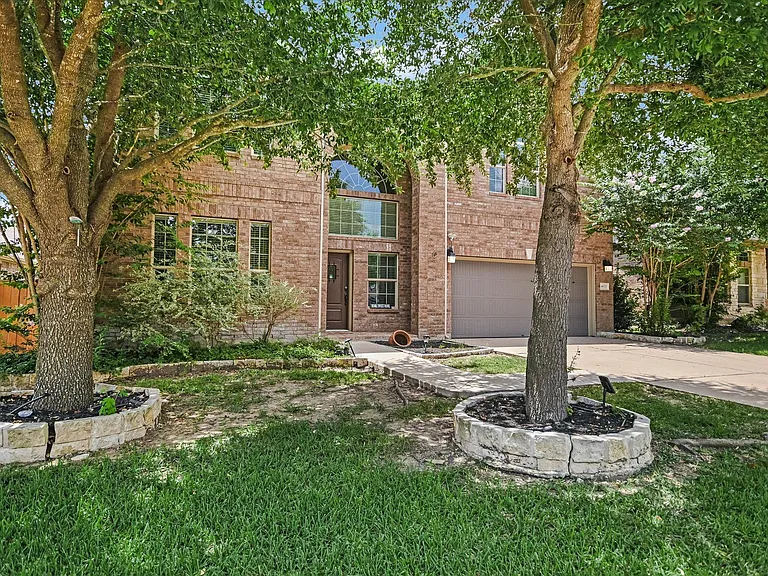4623 Chestnut Meadows Bnd — Photo 1