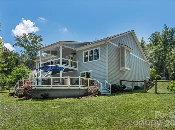 348 Olivet Ln, Fletcher, NC 28732
