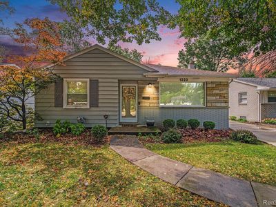 1223 W Twelve Mile Rd, Royal Oak, MI, 48073