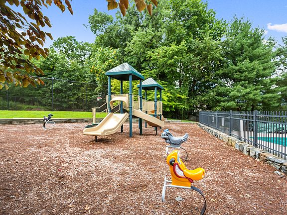 123 Winding Ridge Road