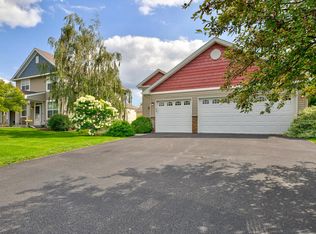 256 Ardennes Ave E, Shakopee, MN 55379