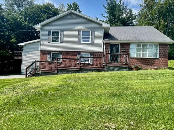 277 Shorthill Dr, Clarks Green, PA 18411