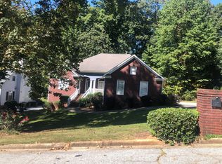 2935 Duke Of Windsor, East Point, GA 30344