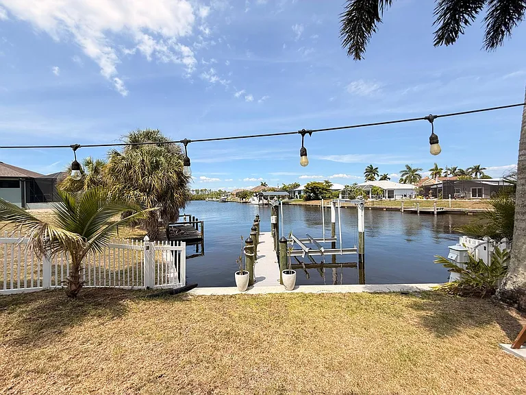 4238 Surfside Ct — Photo 60