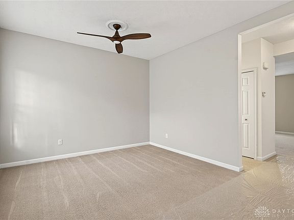 4th image of 5561 Sagewood Dr