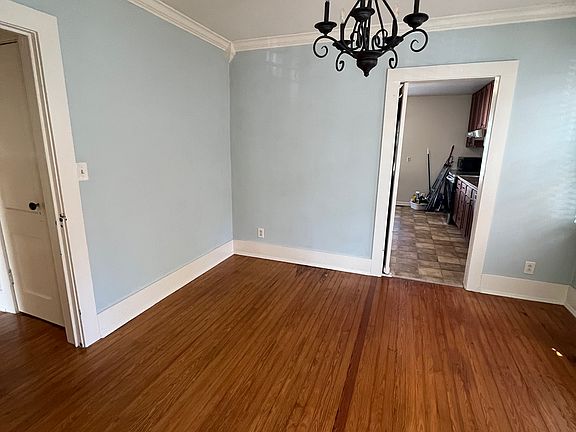 4th image of 1005 Beirne Ave NE