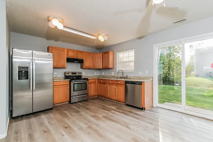 1710 Elijah Blue Dr — Photo 6
