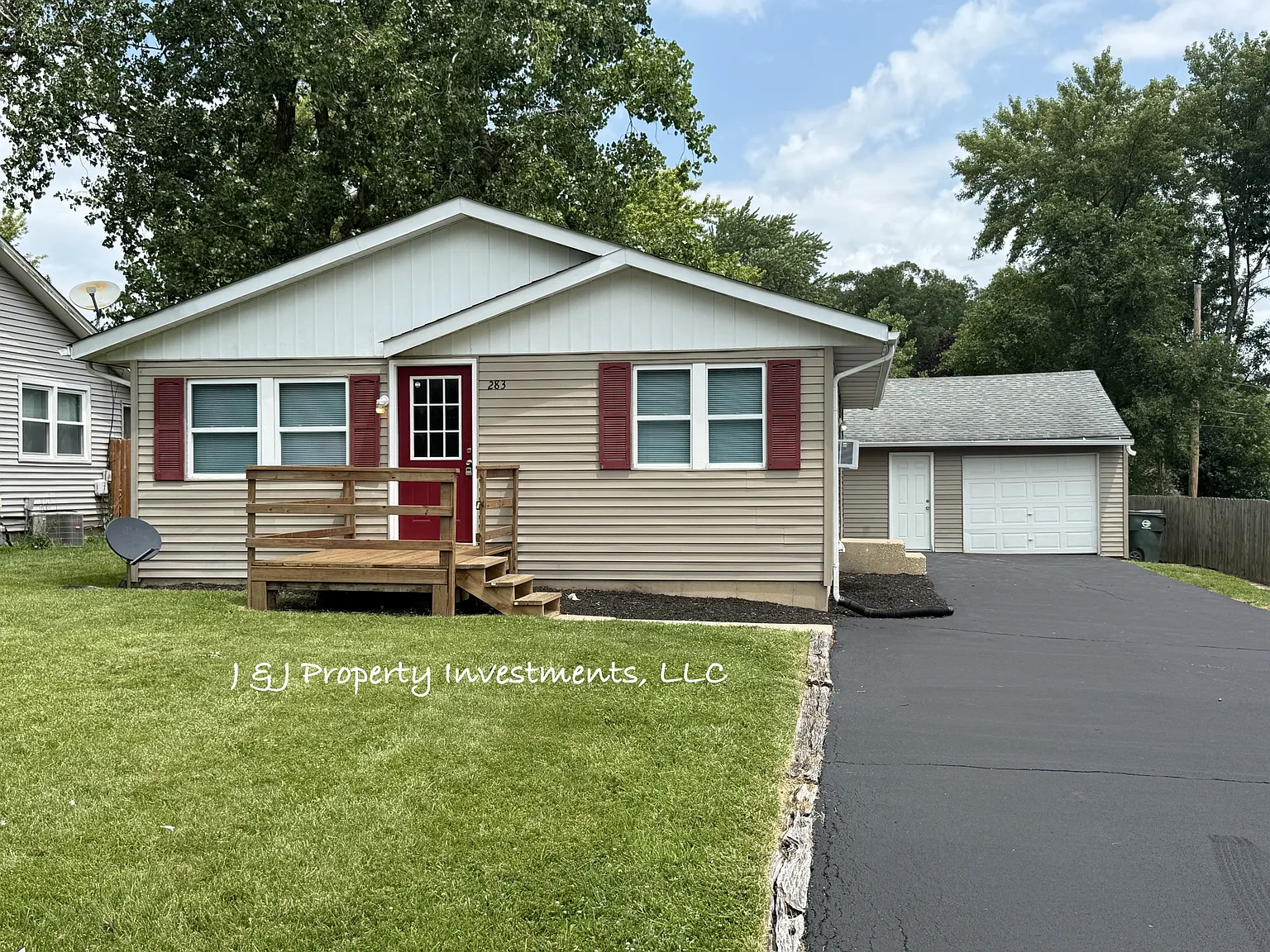 283 Hazelwood Drive - 1 — Photo 1