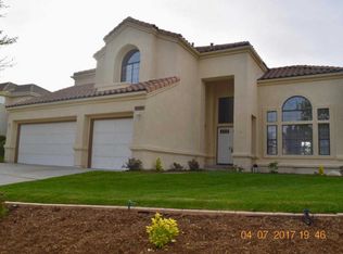 42041 Parkmont Dr, Quartz Hill, CA 93536