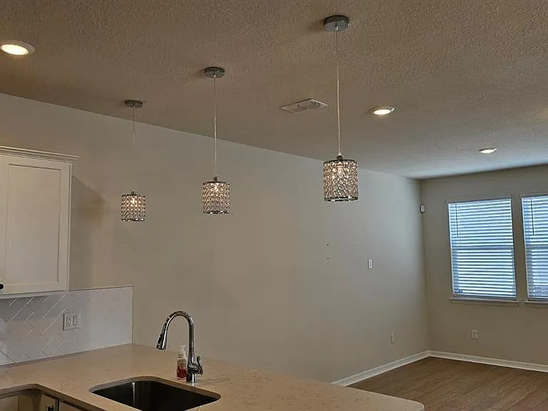 10274 Hadley St — Photo 17