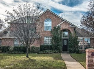 105 Marseille Dr, Hurst, TX 76054