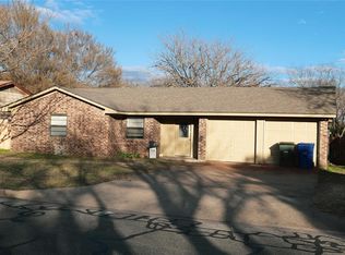 821 S Valentine Dr, Sherman, TX 75090