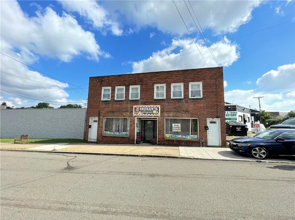 605 Saint Clair Ave, Clairton, PA 15025