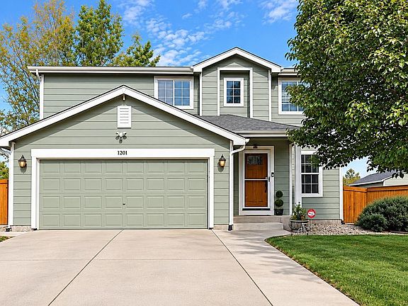 2nd image of 1201 Osprey St