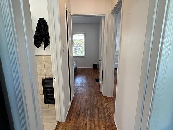 5th image of 927 18th St #G