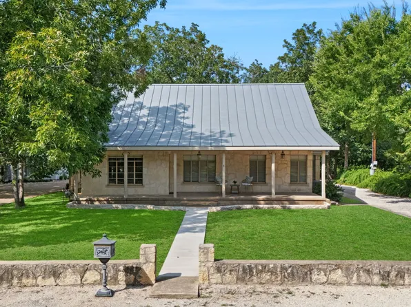 1403 San Jacinto, Castroville, TX 78009